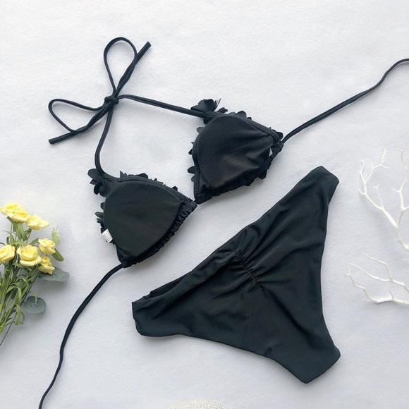 B2G1♦️🆕Fluffy Petals Black Bikini Set Swimwear - Picture 3 of 4